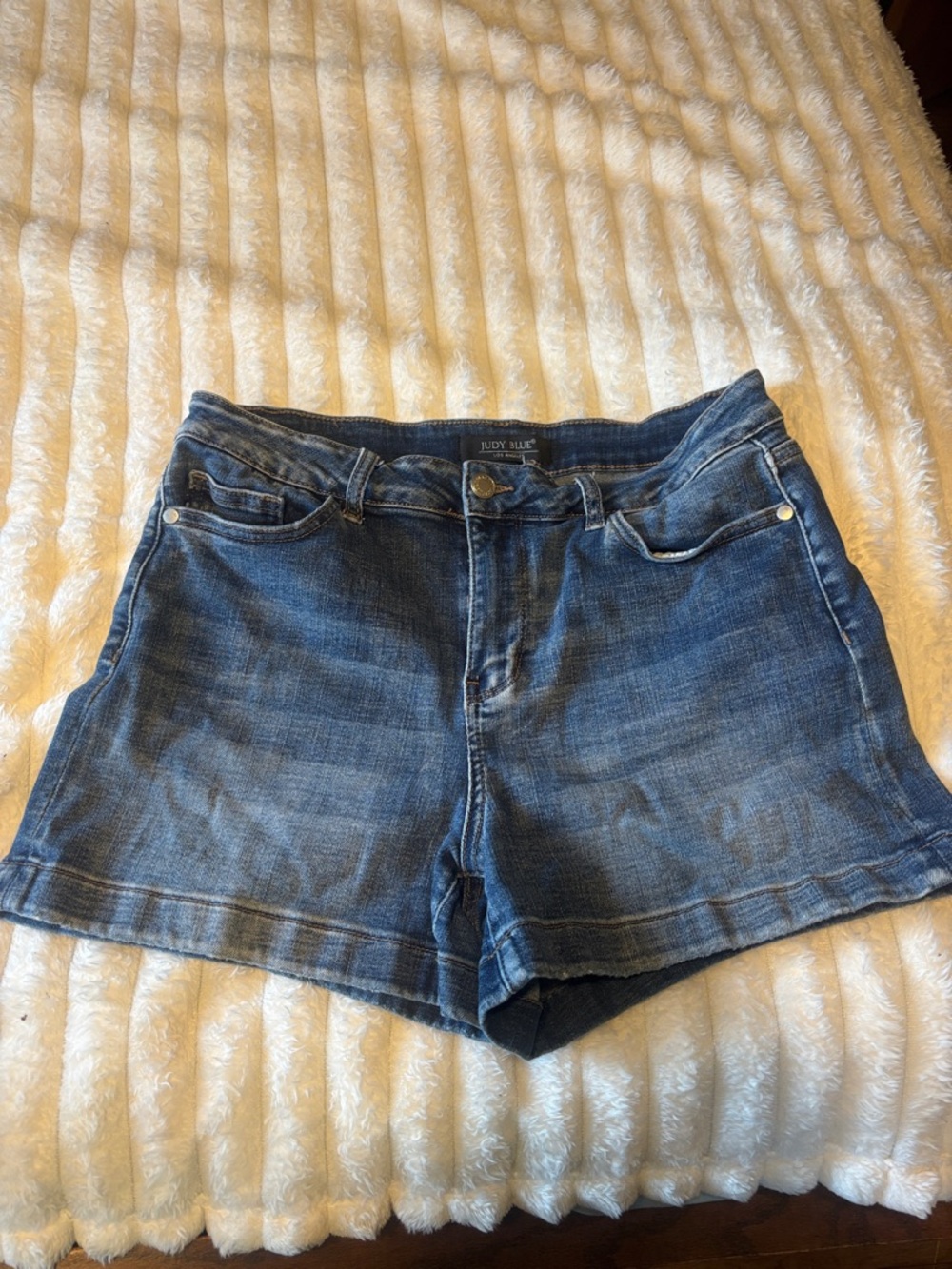 Judy Blue Classic Medium Blue Denim Shorts